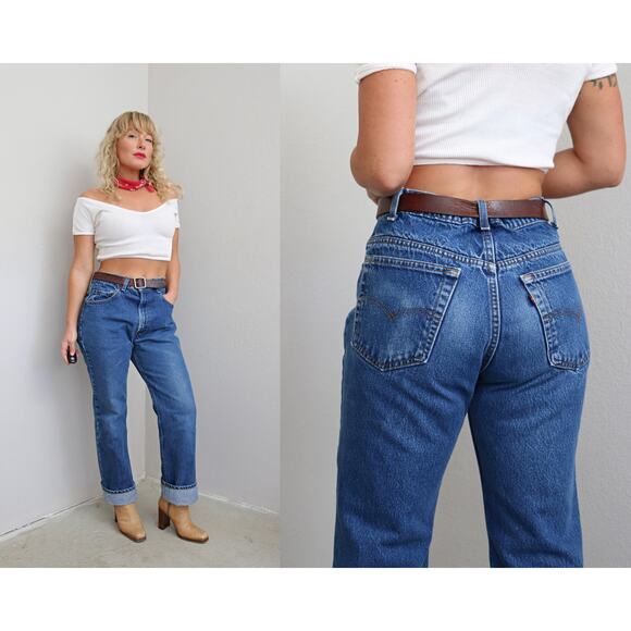 1970's Vintage Levi's Dark Wash Straight Leg Jeans Women's MD LG 32" 33" Mens SM - Picture 1 of 9